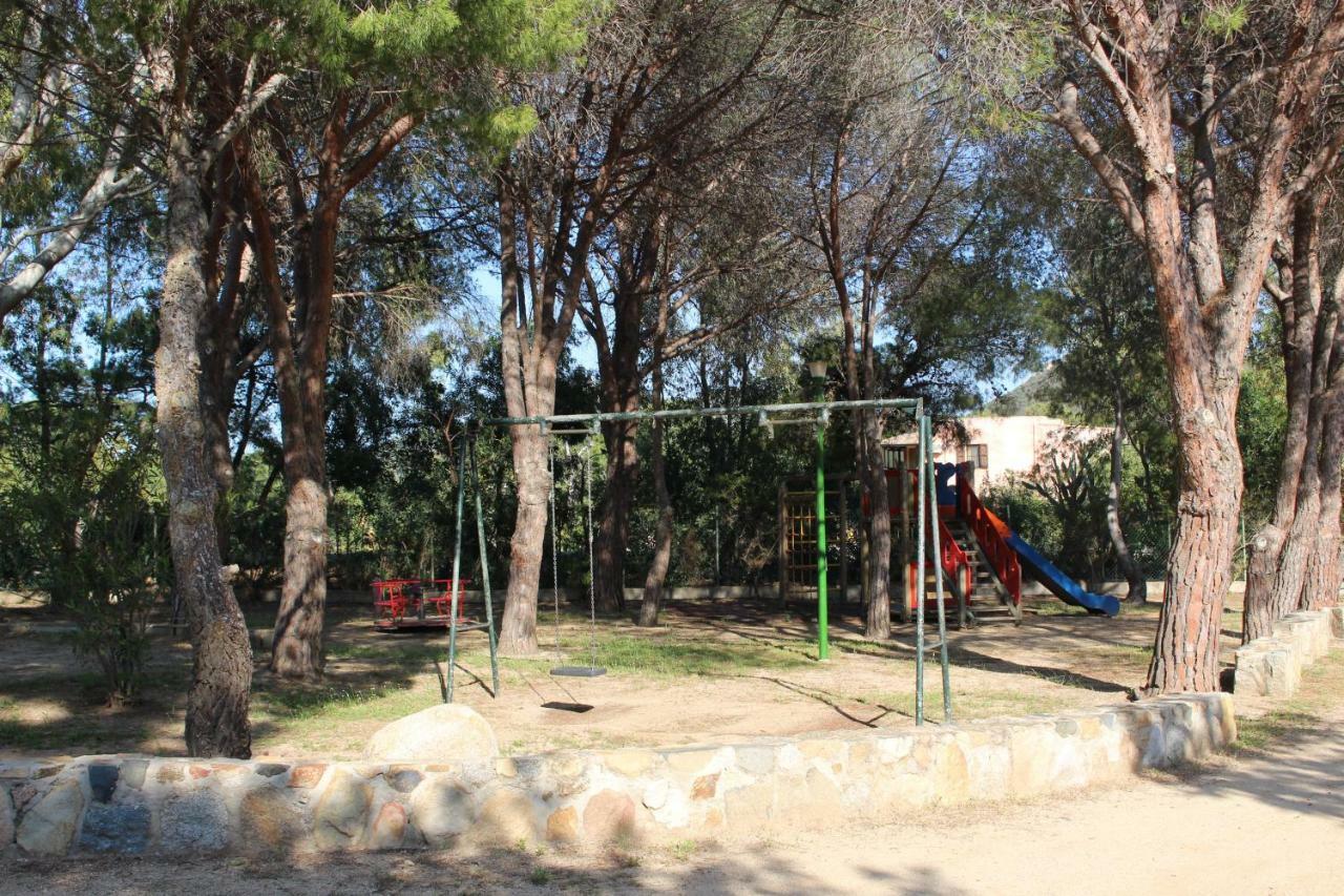 Flamingos in the desert Villasimius Exterior foto